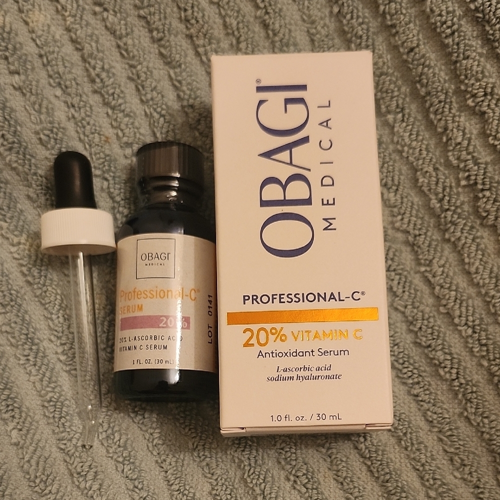 Obagi Professional-C Serum 20% Vitamin C - Black and Gold